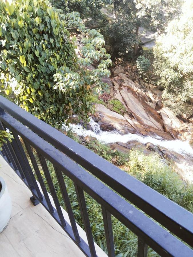 Kelum Homestay Kandy Zewnętrze zdjęcie