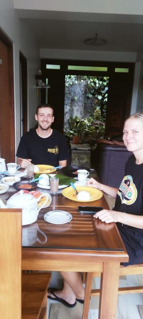 Kelum Homestay Kandy Zewnętrze zdjęcie