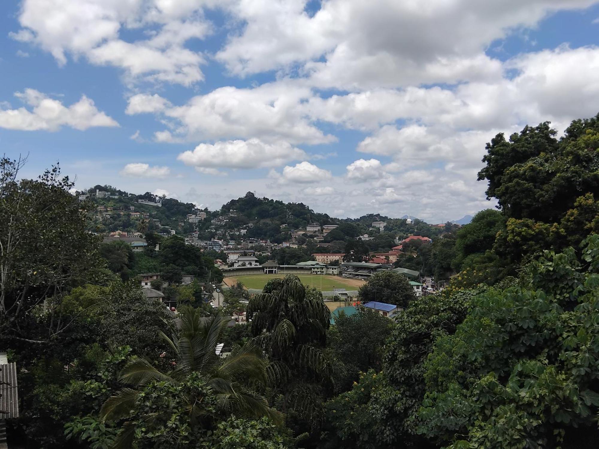 Kelum Homestay Kandy Zewnętrze zdjęcie