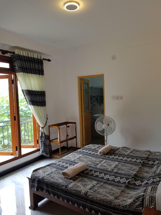 Kelum Homestay Kandy Zewnętrze zdjęcie